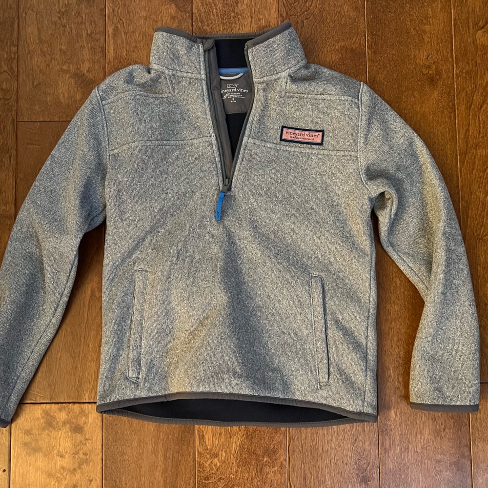 Vineyard vines boys polyester quarter zip size 8-10